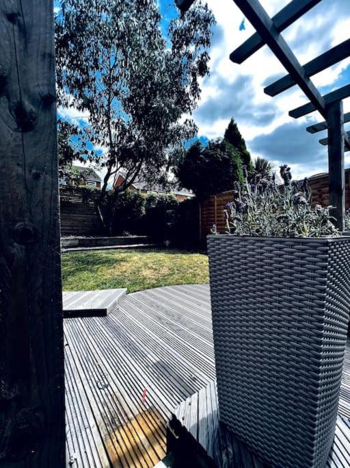 Entire Modern House In Tamworth - 2 Double Beds + Free Parking Villa Екстериор снимка